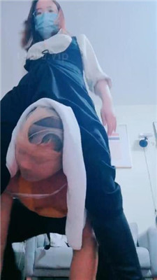 图片[7]_【甜音】长靴踩踏/闻舔白袜/骑脖_绳艺库视频下载