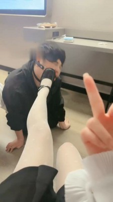 【知世】口球塞嘴/镜前羞辱/皮鞋白丝虐._绳艺库视频下载