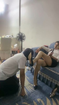 【安琪】高跟肉丝-女老板折磨男下属_绳艺库视频下载