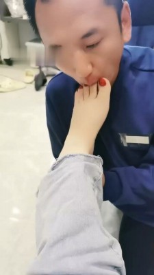 图片[7]_【小羊】鞭打/耳光抽/裸足踩/转胯_绳艺库视频下载