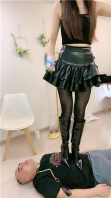 图片[19]_【婉儿】长靴黑丝S-吐口水/踩踏喂食【下】_绳艺库视频下载