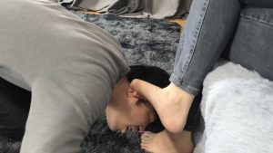 【女神学院·稚主KK】玉足捏捏乐_绳艺库视频下载