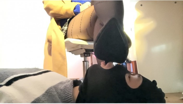 图片[16]_[萝卜S]办公室里的垫子_绳艺库视频下载