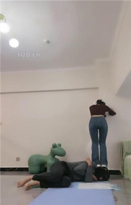 图片[6]_【不期而遇】舔脏鞋底闻白袜/重度踢踹_绳艺库视频下载