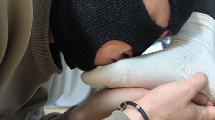 图片[7]_【女神学院·肉肉Rose】威逼利诱喝圣水_绳艺库视频下载