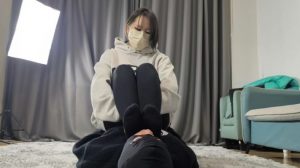 【楼遥】巨臭棉袜裸足_绳艺库视频下载