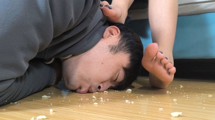 图片[4]_【女神学院·肉肉Rose】玉足三明治_绳艺库视频下载