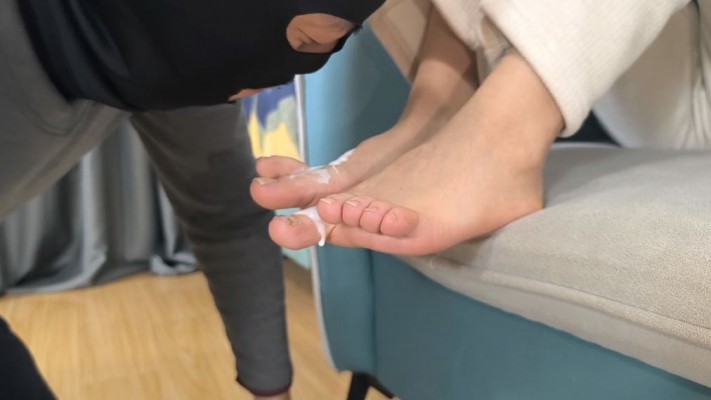 图片[7]_【女神学院·梓】酸奶保养玉足_绳艺库视频下载