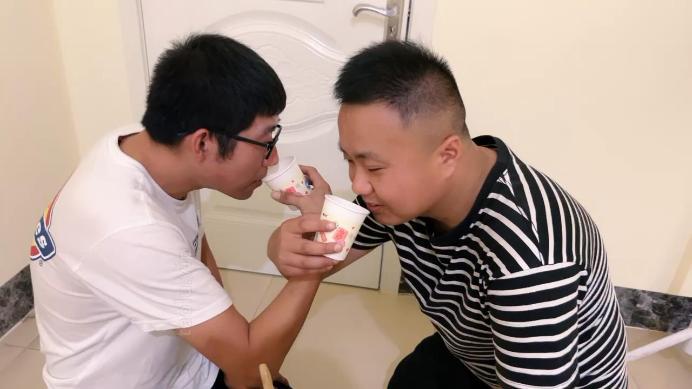 图片[9]_【孤傲女帝】双奴-舔脚/奴下奴抽耳光/sp/口水深喉/圣水_绳艺库视频下载