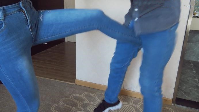 图片[8]_晓时代 新疆小姐姐艺术踢打完虐嘴损挑事男_绳艺库视频下载