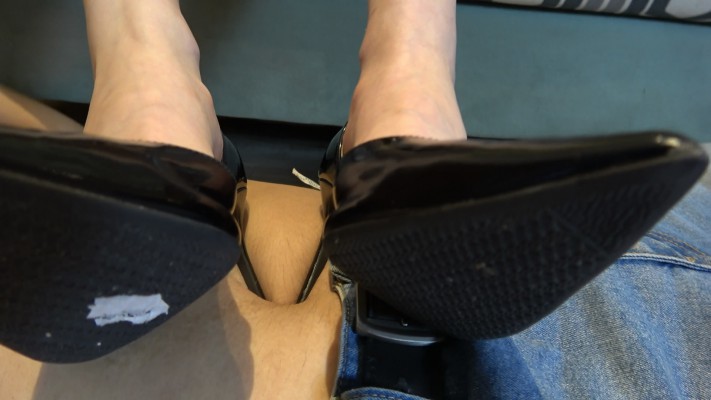 图片[3]_【艾琳S175】性感大长腿踩虐肚脐_绳艺库视频下载