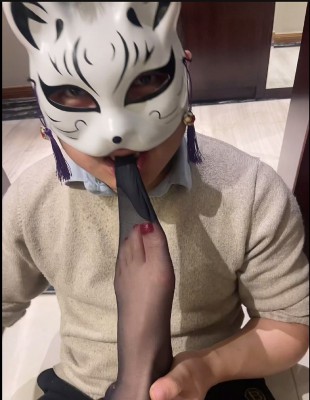 图片[7]_酒店玩舔空姐的黑丝原味臭脚_绳艺库视频下载