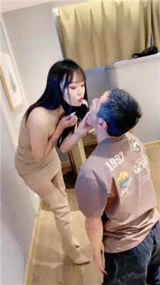 图片[3]_【浅夏大大】皮靴掌控/气味控制/人体除臭【下】_绳艺库视频下载