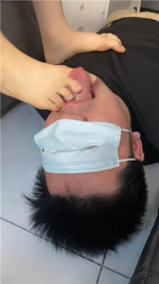 图片[14]_【玥野兔】舔脏小白鞋原味棉袜_绳艺库视频下载