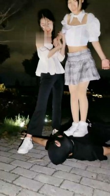 图片[11]_【嘉妮】双S-户外-小白鞋遛狗虐废【三视角版】_绳艺库视频下载