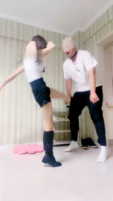 图片[8]_【兔兔大人】长靴重度提档/恋足舔_绳艺库视频下载