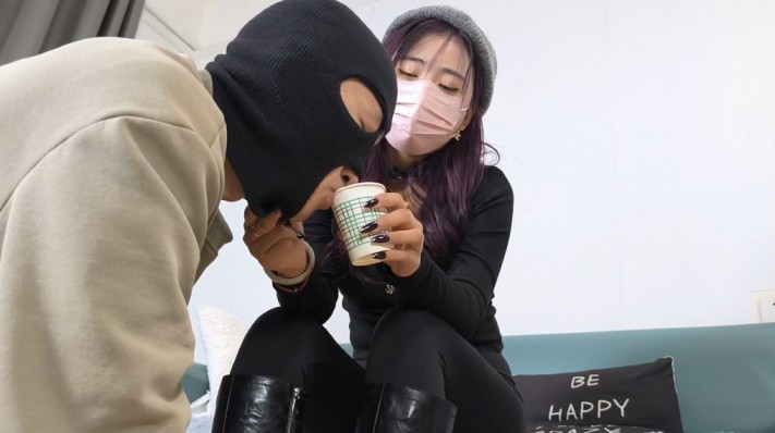 图片[4]_【女神学院·肉肉Rose】威逼利诱喝圣水_绳艺库视频下载