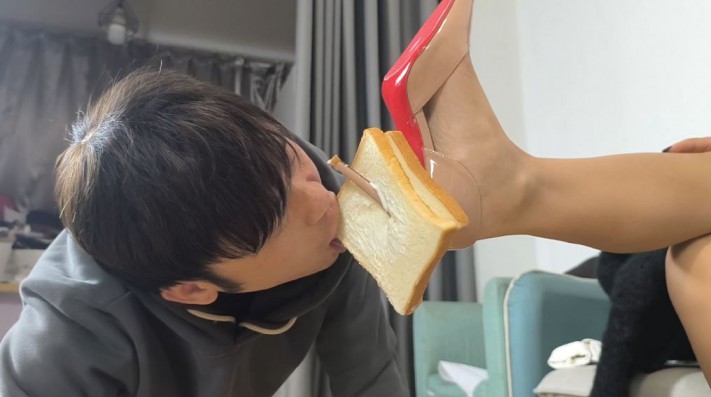 图片[7]_【女神学院·肉肉Rose】玉足三明治_绳艺库视频下载