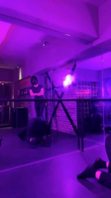 【虫虫】耳光踩踏转胯/呼吸控制_绳艺库视频下载