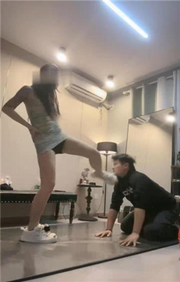 【伊楠】艺术调-惩戒打手心/高跟踩踏/裸足插嘴踩脸_绳艺库视频下载