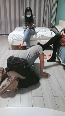 图片[3]_【朱迪女王】双S-舔脏鞋底/转胯/口球塞嘴/踩踏【双视角版】_绳艺库视频下载