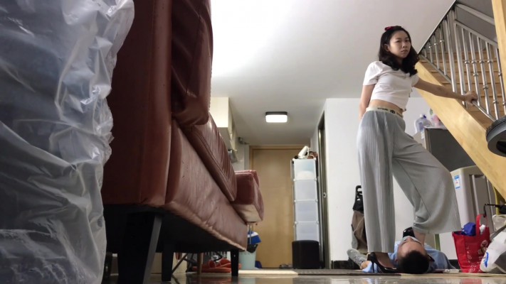 图片[12]_仰视小鱼女神高跟踩贱狗脖子_绳艺库视频下载