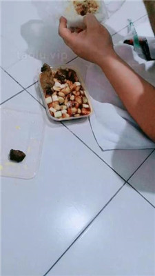 图片[2]_【甜音】长靴踩踏/闻舔白袜/骑脖_绳艺库视频下载