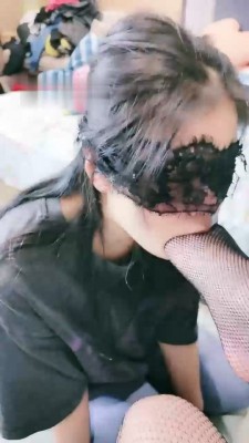 【小羊】母畜闺蜜深夜发骚舔jio【下】_绳艺库视频下载