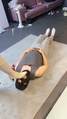 图片[8]_【冰诺】长靴踩脚垫/舔高跟/提档/掐乳_绳艺库视频下载