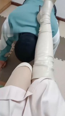 图片[3]_【平凡】胯下辱/长靴舔/骑马/品尝内裤_绳艺库视频下载