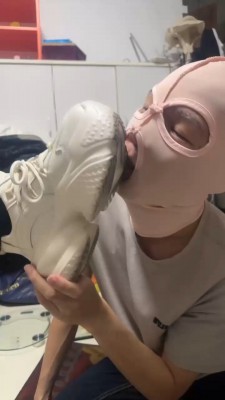 图片[5]_【狗哥】超狠艺术-运动鞋黑棉袜辱狗_绳艺库视频下载