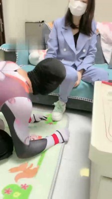 图片[2]_【蜜糖情侣】绿帽家奴圈养犬化_绳艺库视频下载