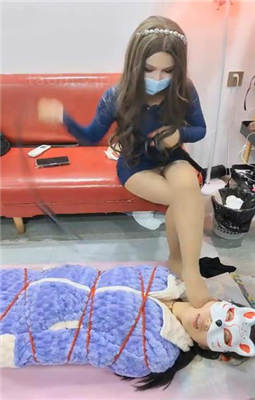 图片[9]_【夏恋】母畜伺候主人下班回家【双视角版】_绳艺库视频下载