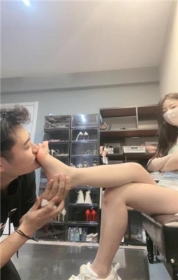 图片[19]_【伊楠】艺术调-惩戒打手心/高跟踩踏/裸足插嘴踩脸_绳艺库视频下载