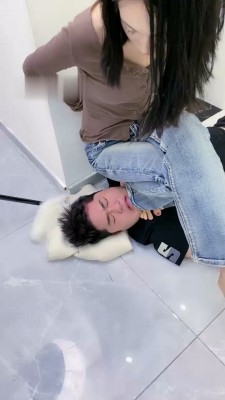 图片[10]_【麋鹿银儿】185模特S-抽耳光/掐脖/坐头/高跟裸足踩_绳艺库视频下载