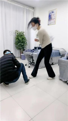 图片[7]_【小九】偷闻原味被暴揍_绳艺库视频下载