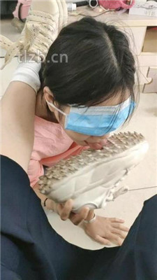 图片[5]_【爱可呀】学姐舌头清洗各种鞋/脚喂食踩舌【完整版】_绳艺库视频下载