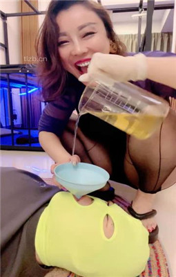 图片[11]_【梓夫人】垃圾漏斗处理器-圣物喂食绿帽狗_绳艺库视频下载