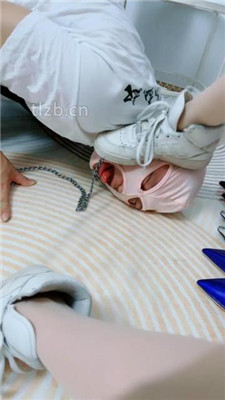 图片[13]_【陈莹斯】圈养犬化之高跟鞋-运动鞋崇拜_绳艺库视频下载