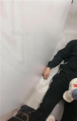 图片[2]_【魅儿】运动鞋棉袜气味羞辱/强制喝圣水_绳艺库视频下载