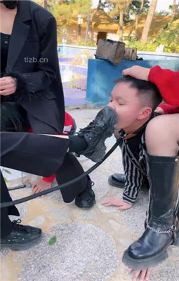 图片[15]_【宸宸】庄园3S调教情侣奴-遛狗骑马/皮靴清理【三视角版】_绳艺库视频下载