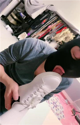 图片[5]_【北京嘟嘟】小白鞋棉袜踩地毯/插嘴_绳艺库视频下载