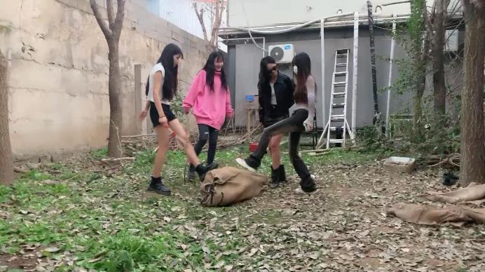 图片[15]_【沅芷大人】高能刑-清晨群调圈养奴-下【三视角版】_绳艺库视频下载