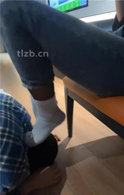 图片[10]_【绝美兔女王】喝洗脚水/跪舔脏鞋白袜_绳艺库视频下载