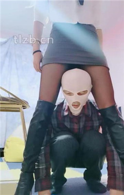 图片[8]_【软糖】长靴S踢踹踩踏骑马/闻臭鞋_绳艺库视频下载