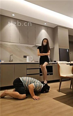 图片[8]_【森田熙子】物化茶几狗/鞭打/碾压踩_绳艺库视频下载