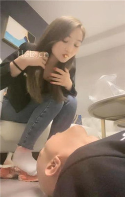 图片[9]_【魅儿】运动鞋棉袜气味羞辱/强制喝圣水_绳艺库视频下载