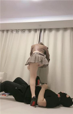 图片[9]_【领主老大】虐乳-高跟全体重踩踏-白袜塞嘴/腿绞窒息_绳艺库视频下载