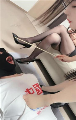 图片[20]_【冰夏】双S高跟踩虐/藤条鞭打/丝袜脚恋足舔_绳艺库视频下载