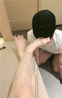 图片[10]_【小软】口水-跪舔长靴黑船袜裸足_绳艺库视频下载